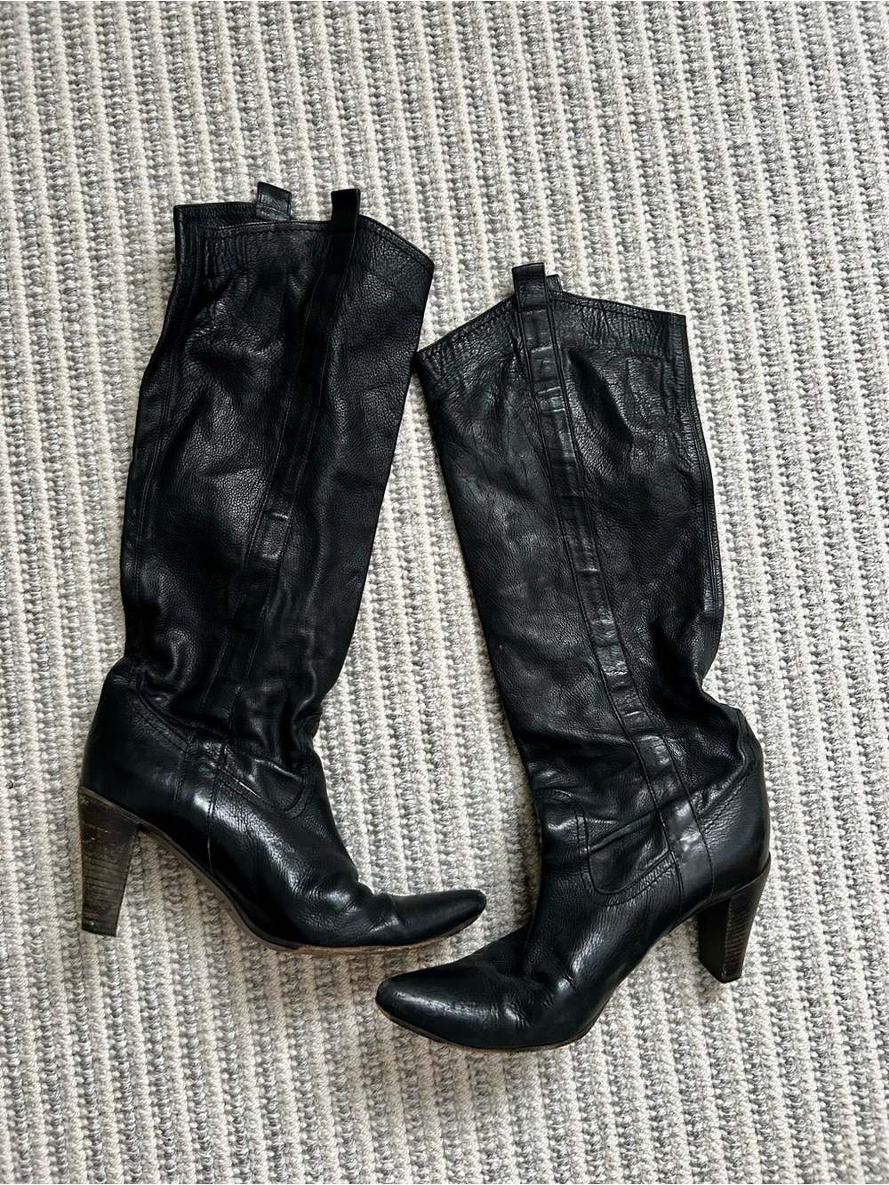 Women's Vintage Soft Black Leather Mid-Calf Heeled Boots